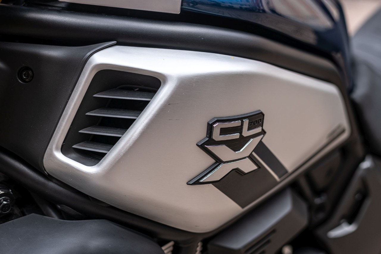 Benelli Leoncino 800 VS CFMOTO 700CL-X Heritage: prova a prendermi!